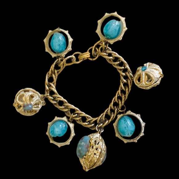 1950s Fun Vintage Blue Art Glass Crystal Pearl Chunky Charm BRACELET - Picture 7 of 9